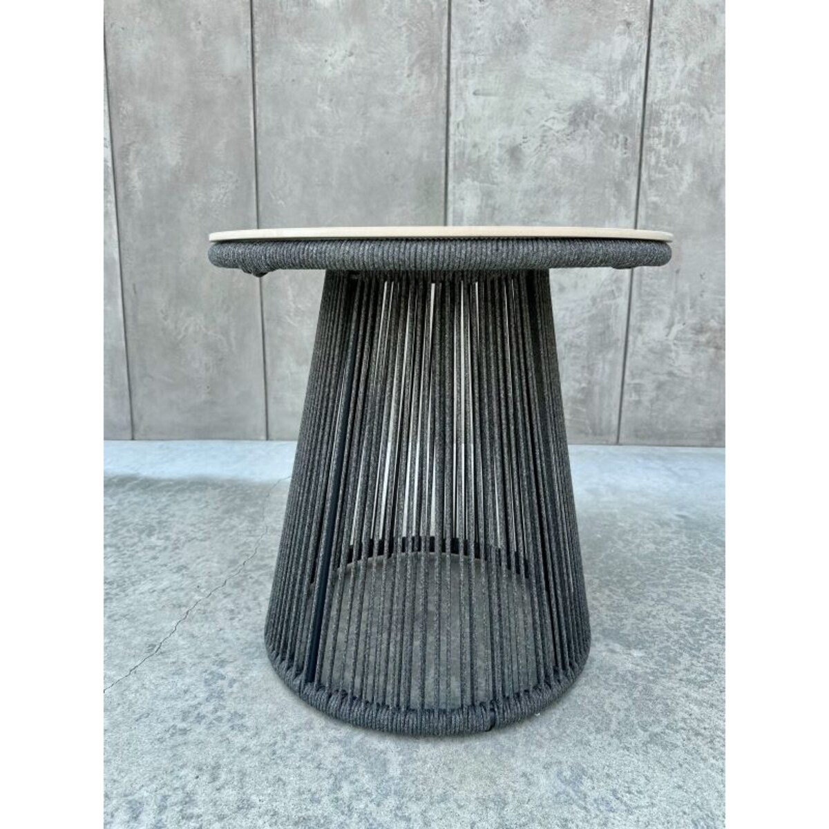 ALUMINIOWY STOLIK AZZURE W KOLORZE SZARYM