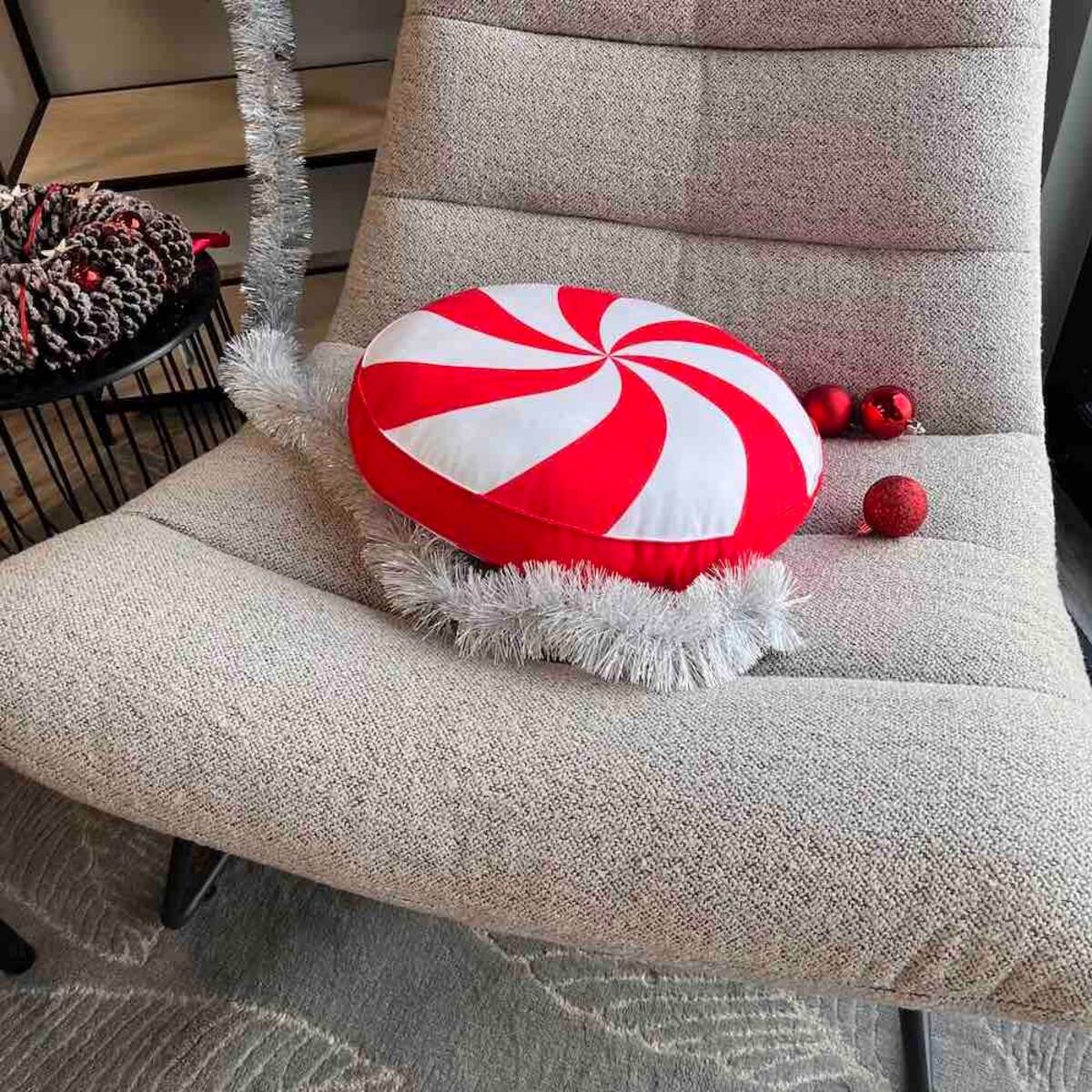 Poduszka świąteczna okrągły Cukierek