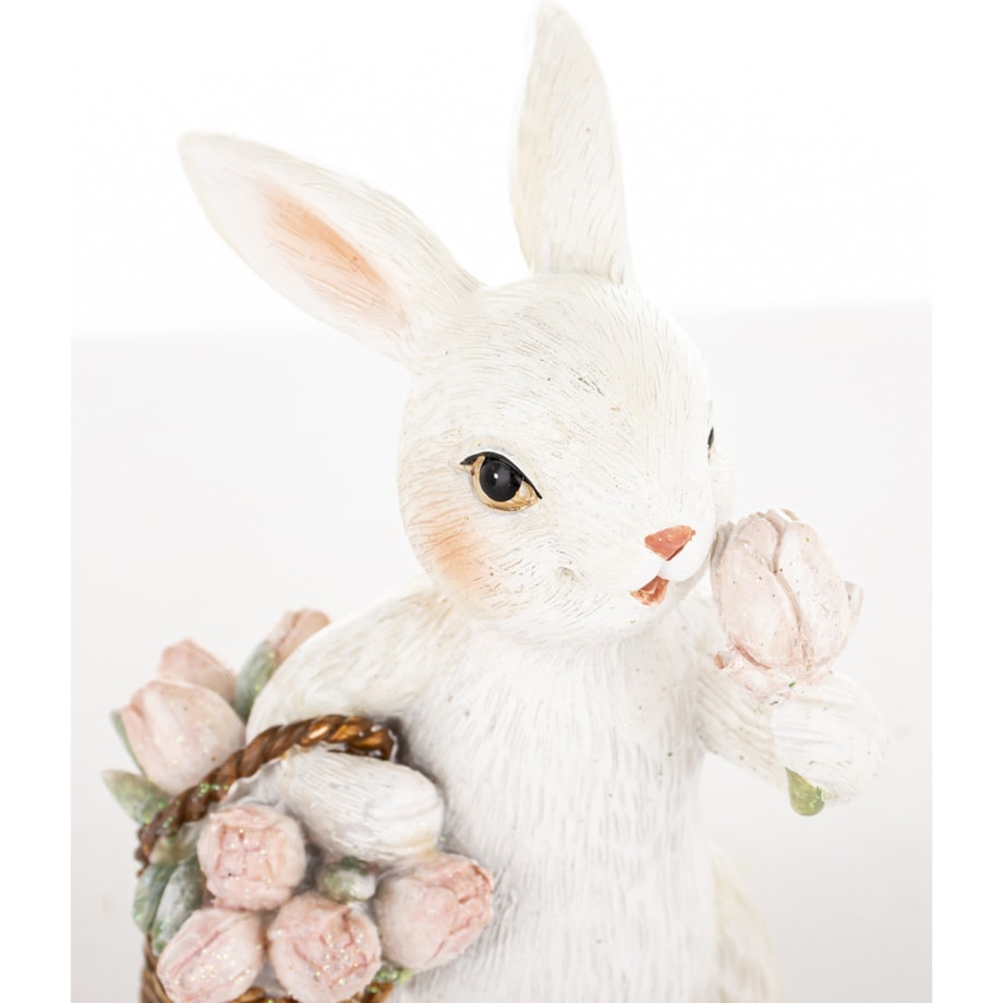 Figurka - biały królik 11x6,5x6,5 cm z koszykiem różowych tulipanów