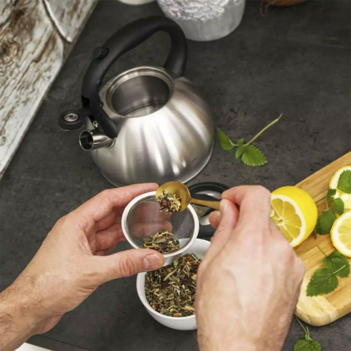 Czajnik Zaparzacz Z Sitkiem Kinghoff 1.2L Kh-1633