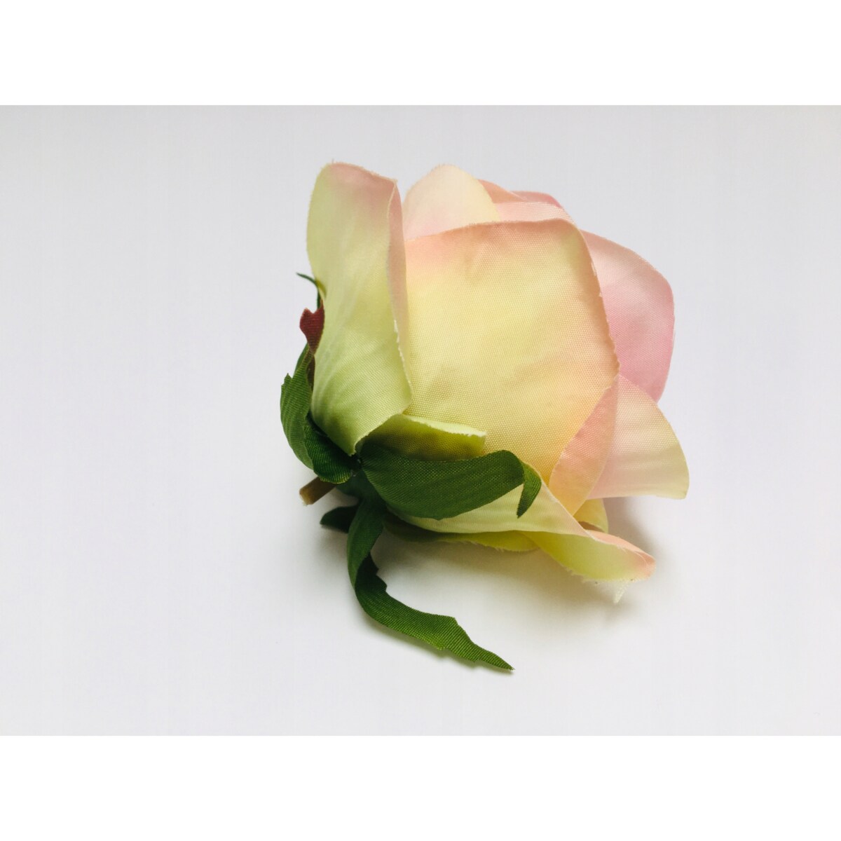 SZTUCZNE KWIATY RÓŻA RÓŻOWO ZIELONA wyrobowa do stroika wiązanki bukietu