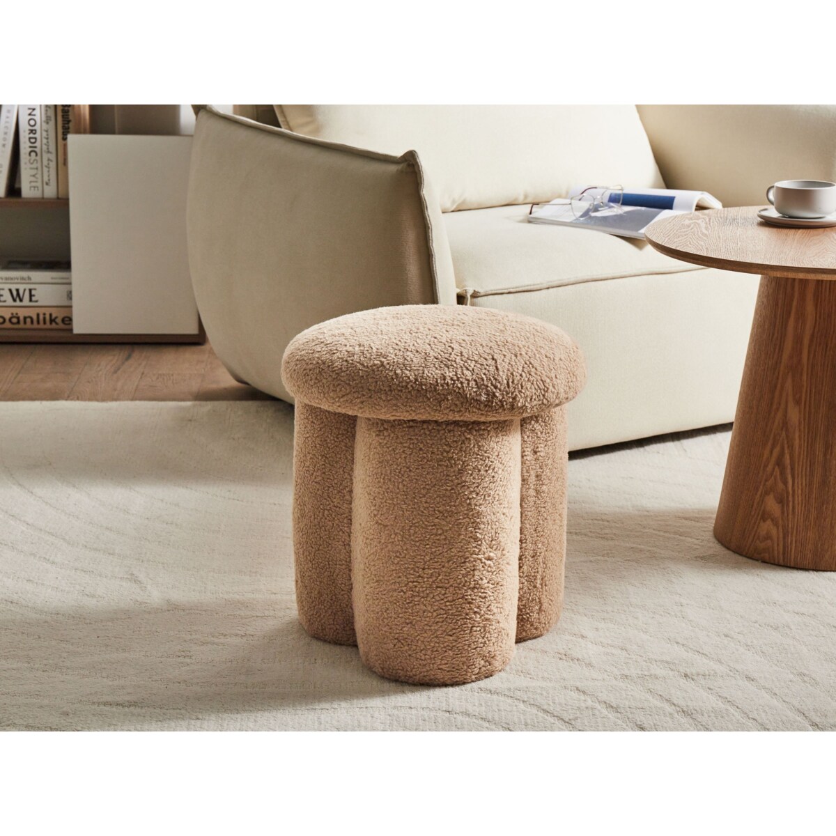 Puf CARRINGTON Boucle Beżowy