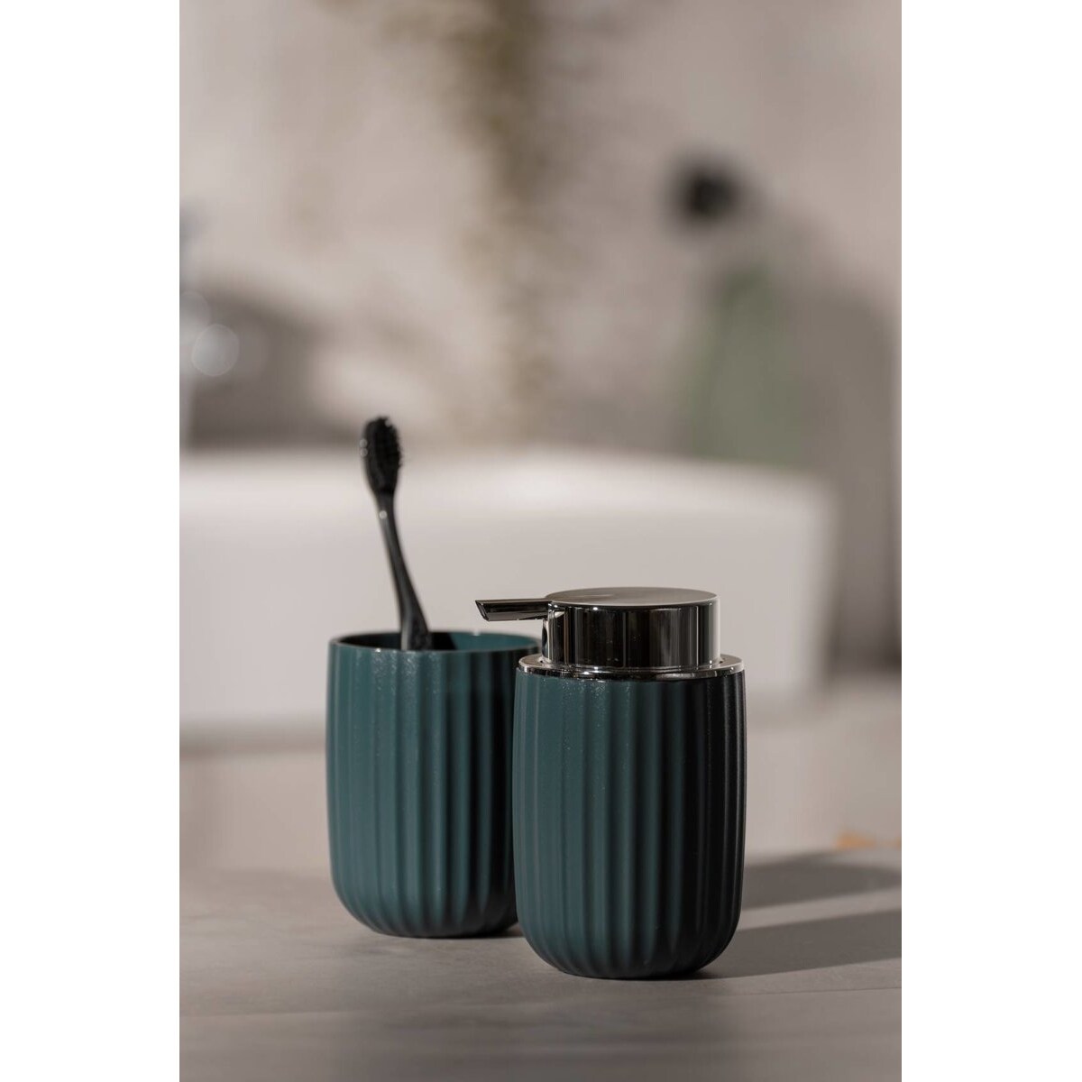 Pojemnik na szczoteczki do zębów AGROPOLI, WENKO