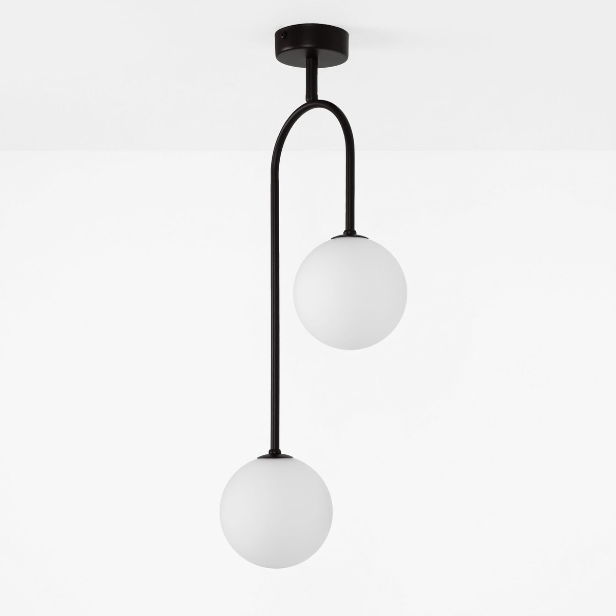 Lampa sufitowa K-5990 z serii SILA