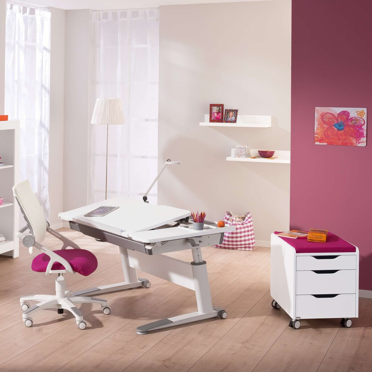 Ergonomiczne, regulowane biurko PAIDI JARO 120 cm – kredowa biel (wersja prawa)