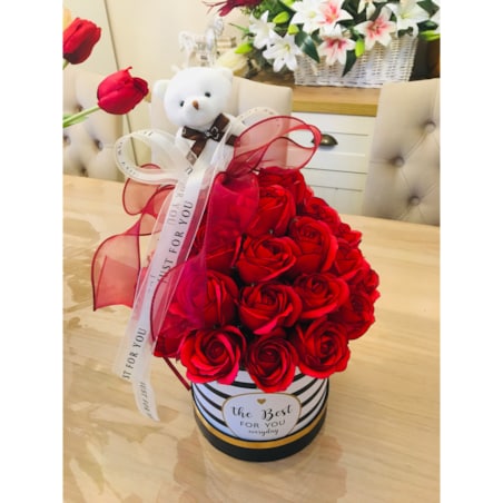 FLOWER BOX DUŻY pachnie kwiaty mydlane róża miś na urodziny dzień kobiet 18