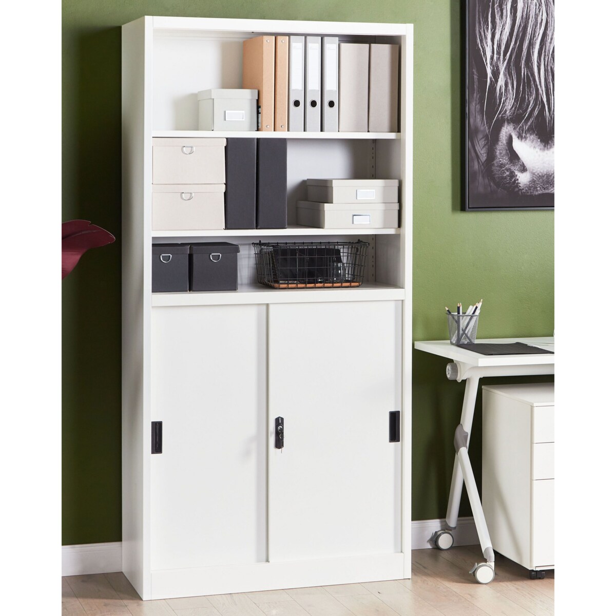 Szafka biurowa dwudrzwiowa z półkami biała MUSCOVITE