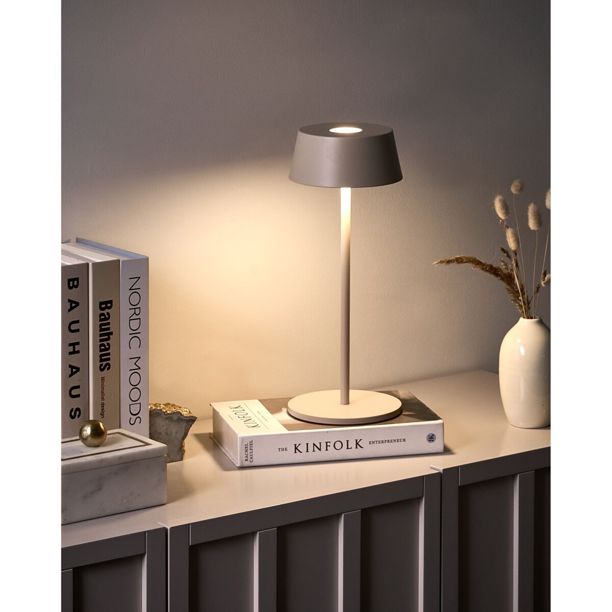 Bezprzewodowa lampa stołowa LED GUDER Ze ściemniaczem Metal Beżowy