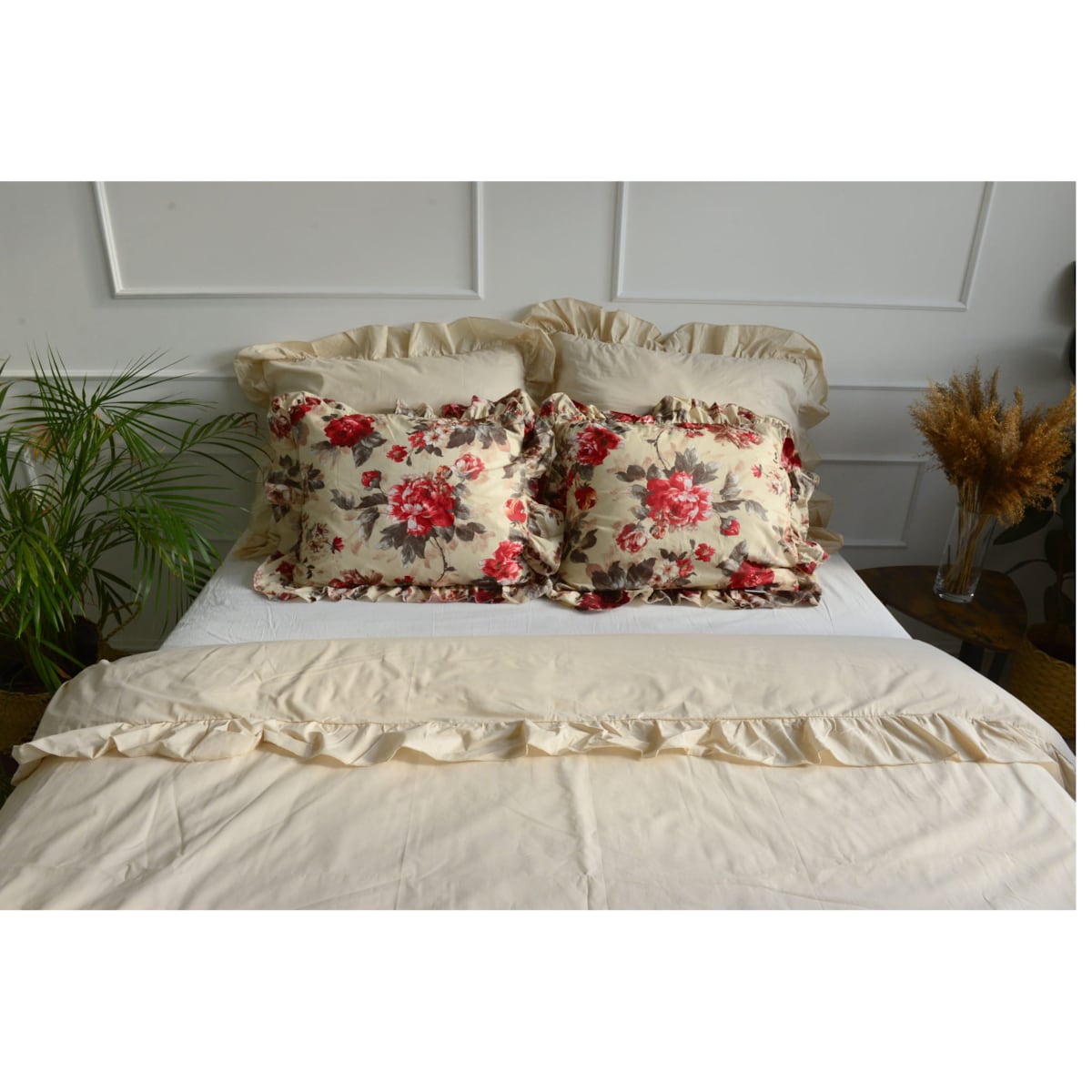 Pościel Bawełniana Z Falbanką Zestaw Komplet Do Sypialni Kołdra + 4 Poduszki 220X200 Cm Kwiaty Piwonii