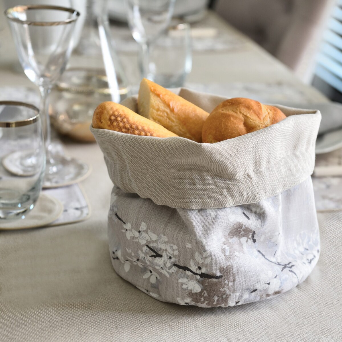 Chlebaczek z motywem gałązek Twigs & Mirha