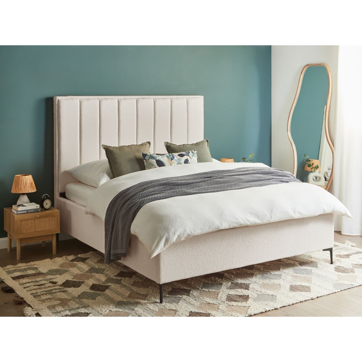 Łóżko ze stelażem SEZANNE Boucle Złamana biel