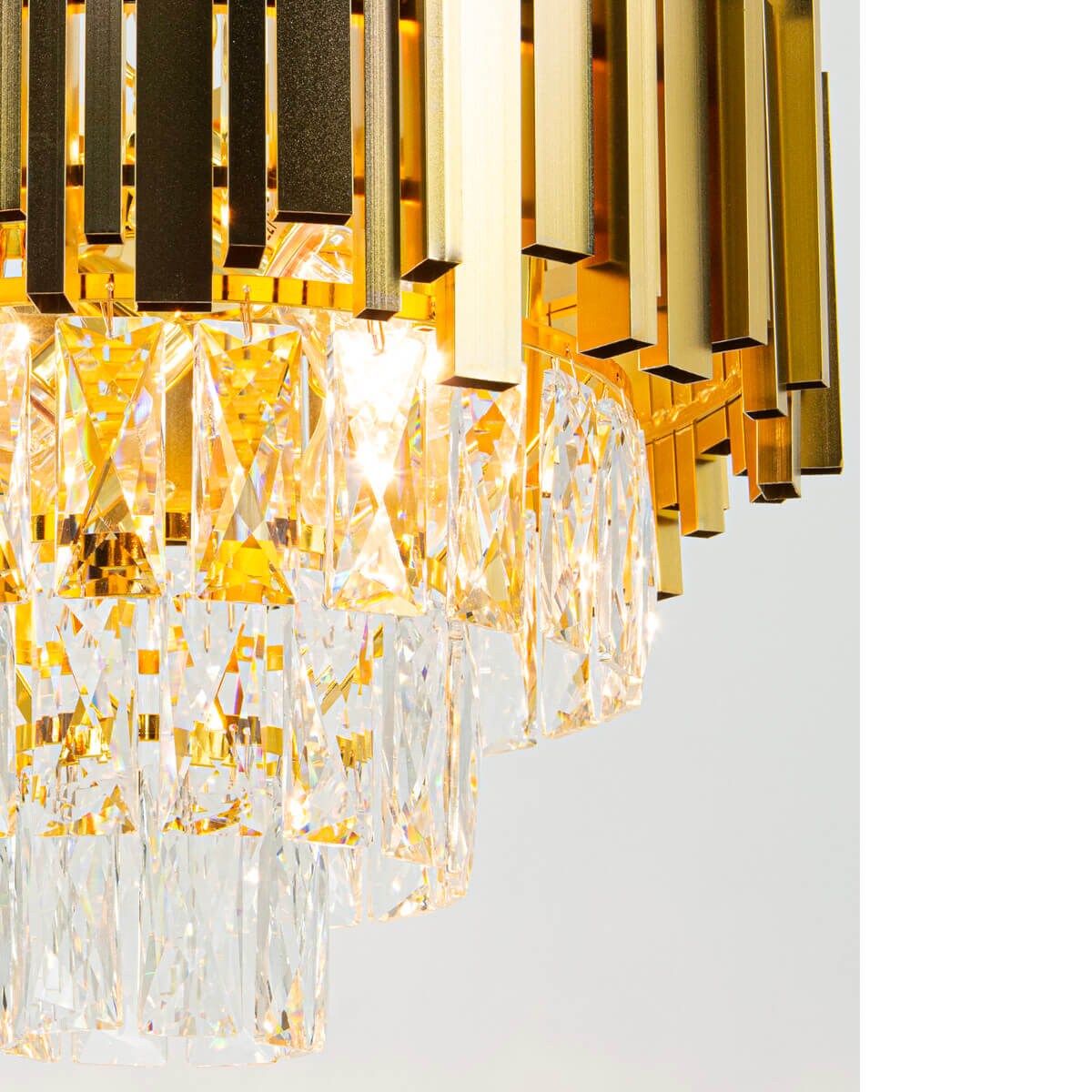 Zwieszana lampa pałacowa Valetta 6268/4 TR do jadalni glamour złota