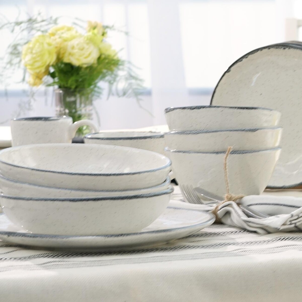 VILLA ITALIA Komplet talerzy na 6 osób VANILLA