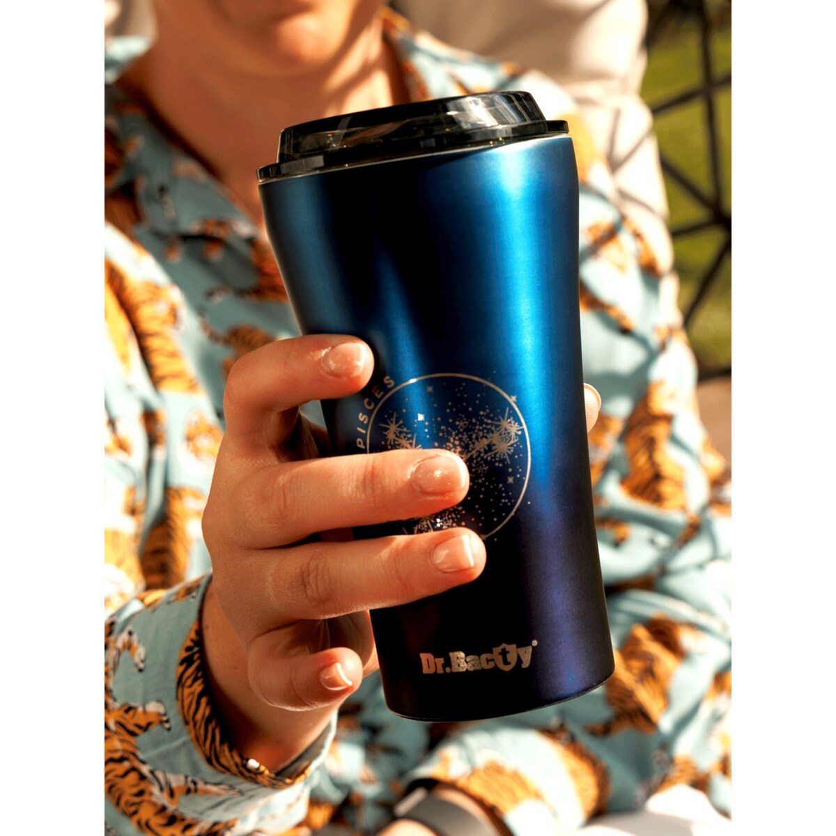 Kubek termiczny na kawę Dr.Bacty Apollo 2.0 "Ryby" - 360 ml - Monaco Blue