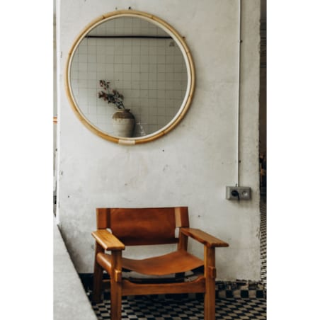 Okrągłe lustro w rattanowej ramie LUMA