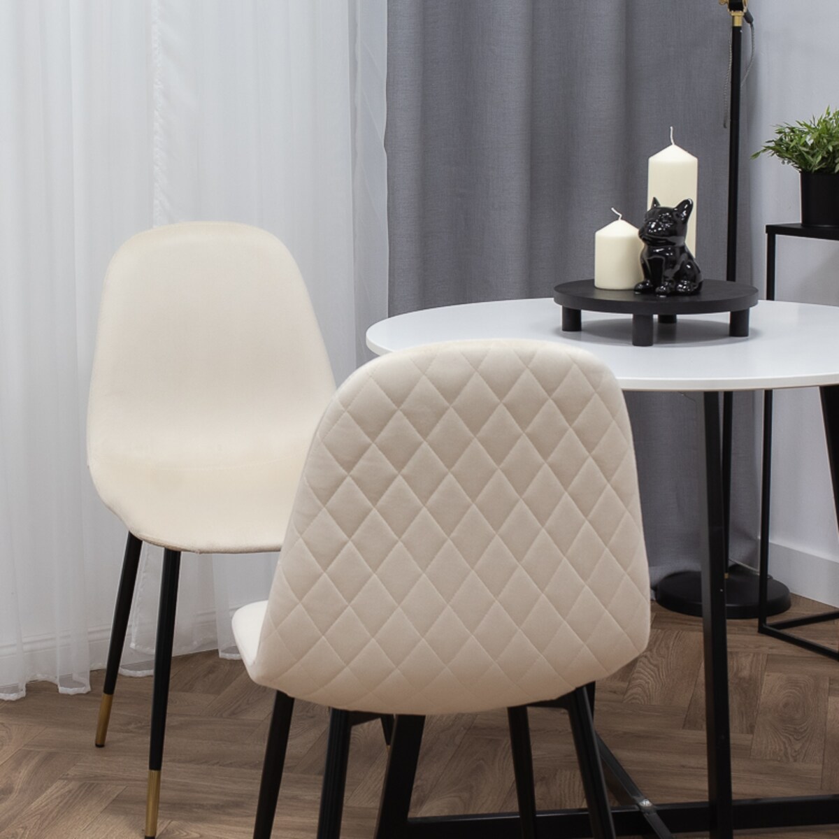 Krzesło tapicerowane welurowe pikowane beżowe do salonu jadalni