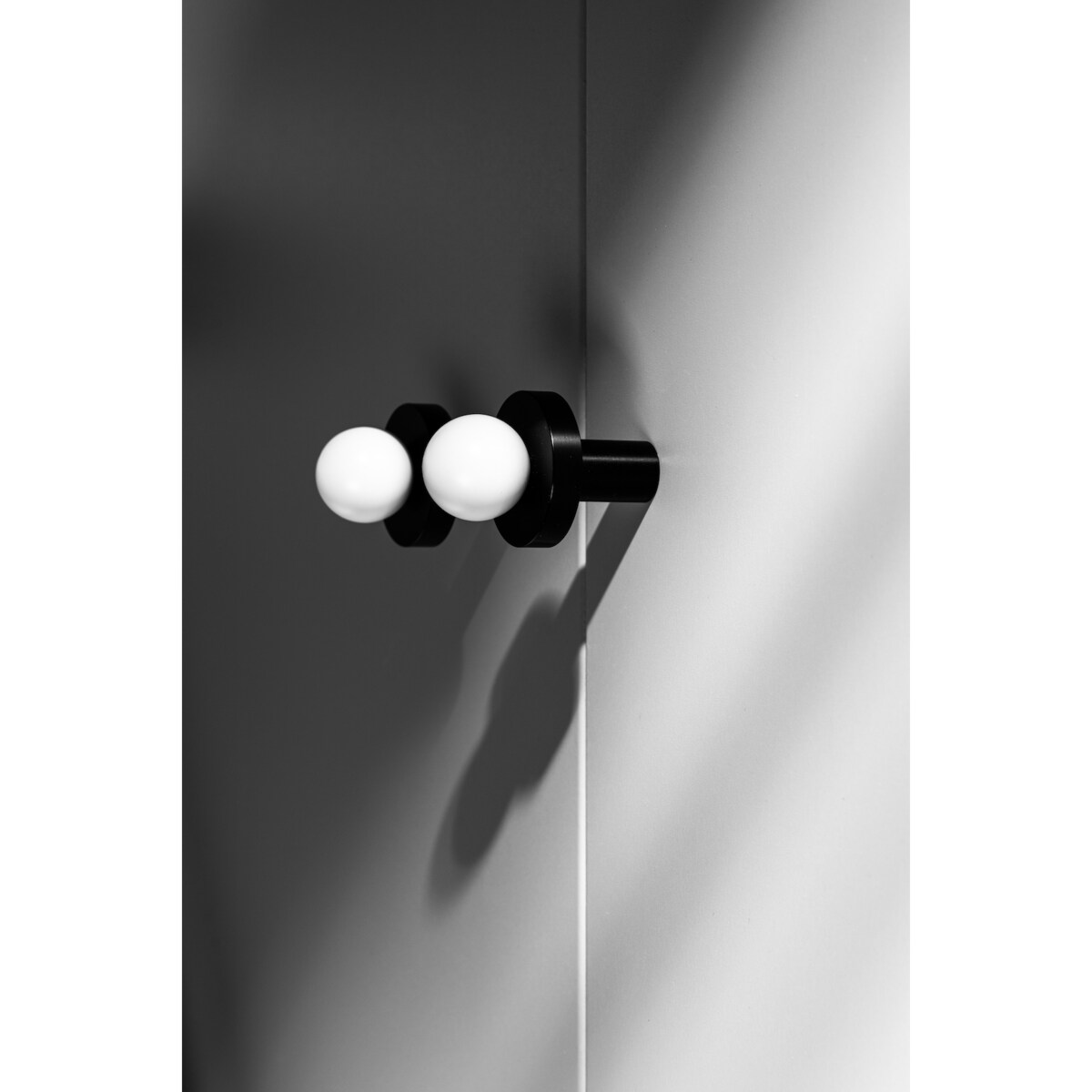 POLA BLACK - WHITE uchwyt jednopunktowy czarne aluminium