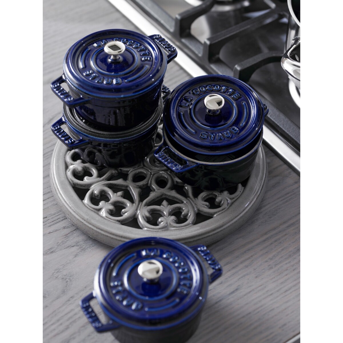 Mini garnek żeliwny okrągły Staub - 250 ml, Niebieski