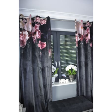 Zasłona welurowa Black Roses 140x250 cm