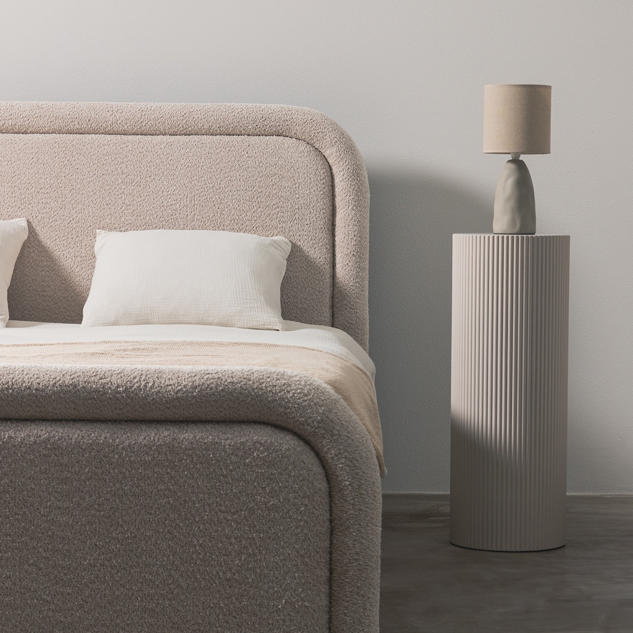 Łóżko 160x200 cm ze stelażem i pojemnikiem bouclé Ostuni