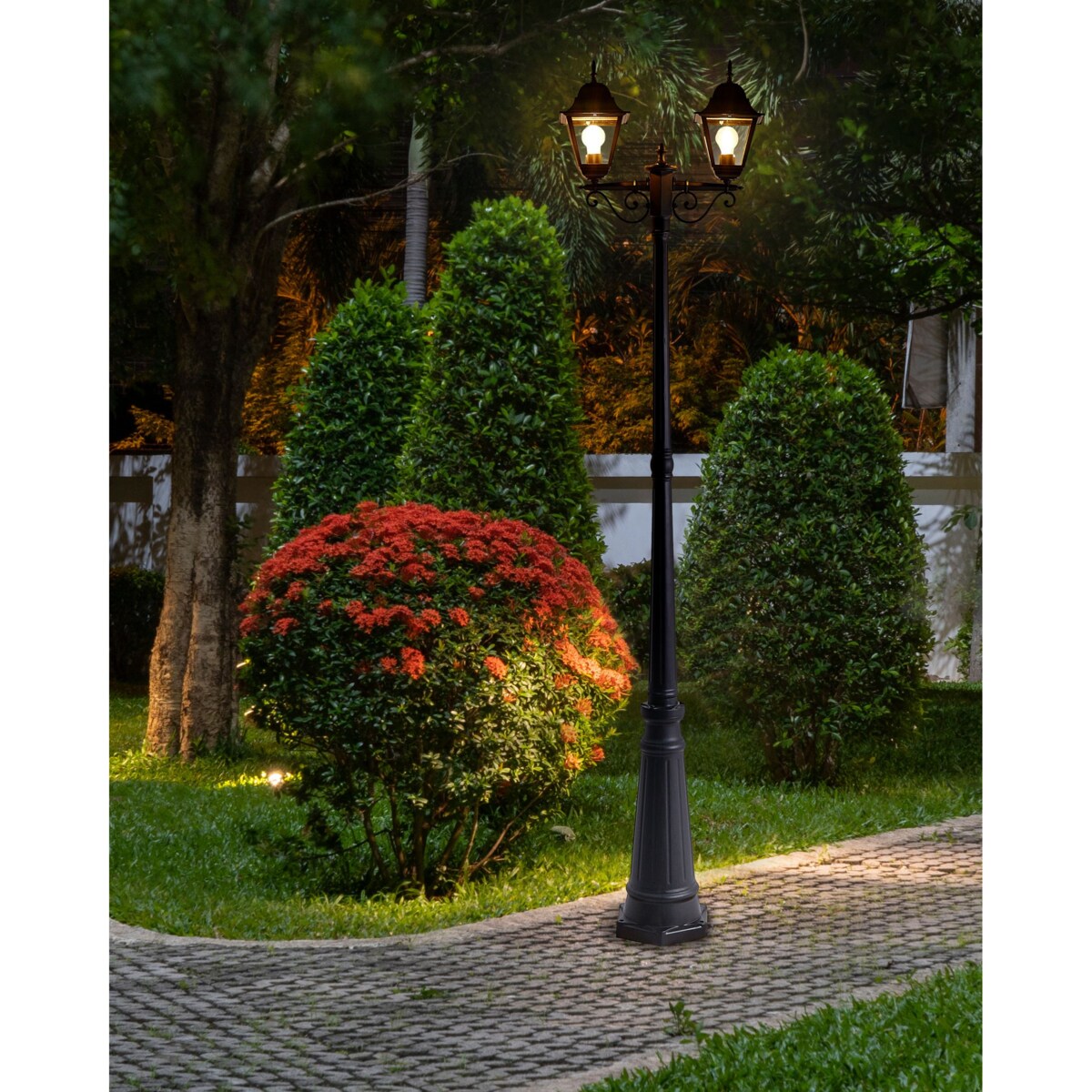 Latarnia ogrodowa 2-punktowa czarna SUKRI