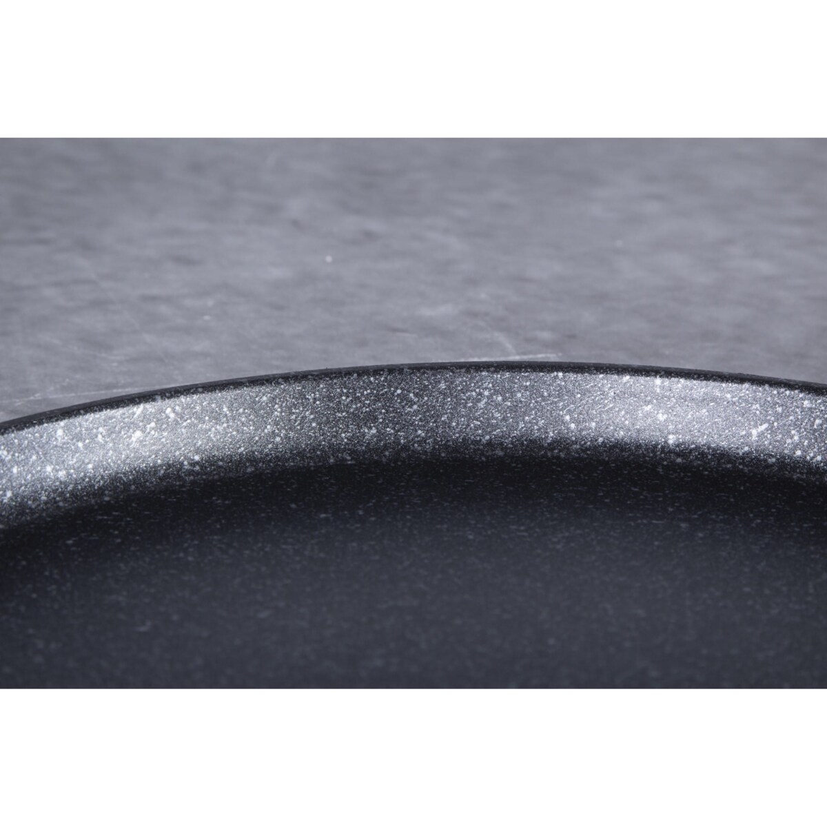 Patelnia naleśnikowa z powłoką granitową 28cm do naleśników BERLINGER HAUS Shiny Black