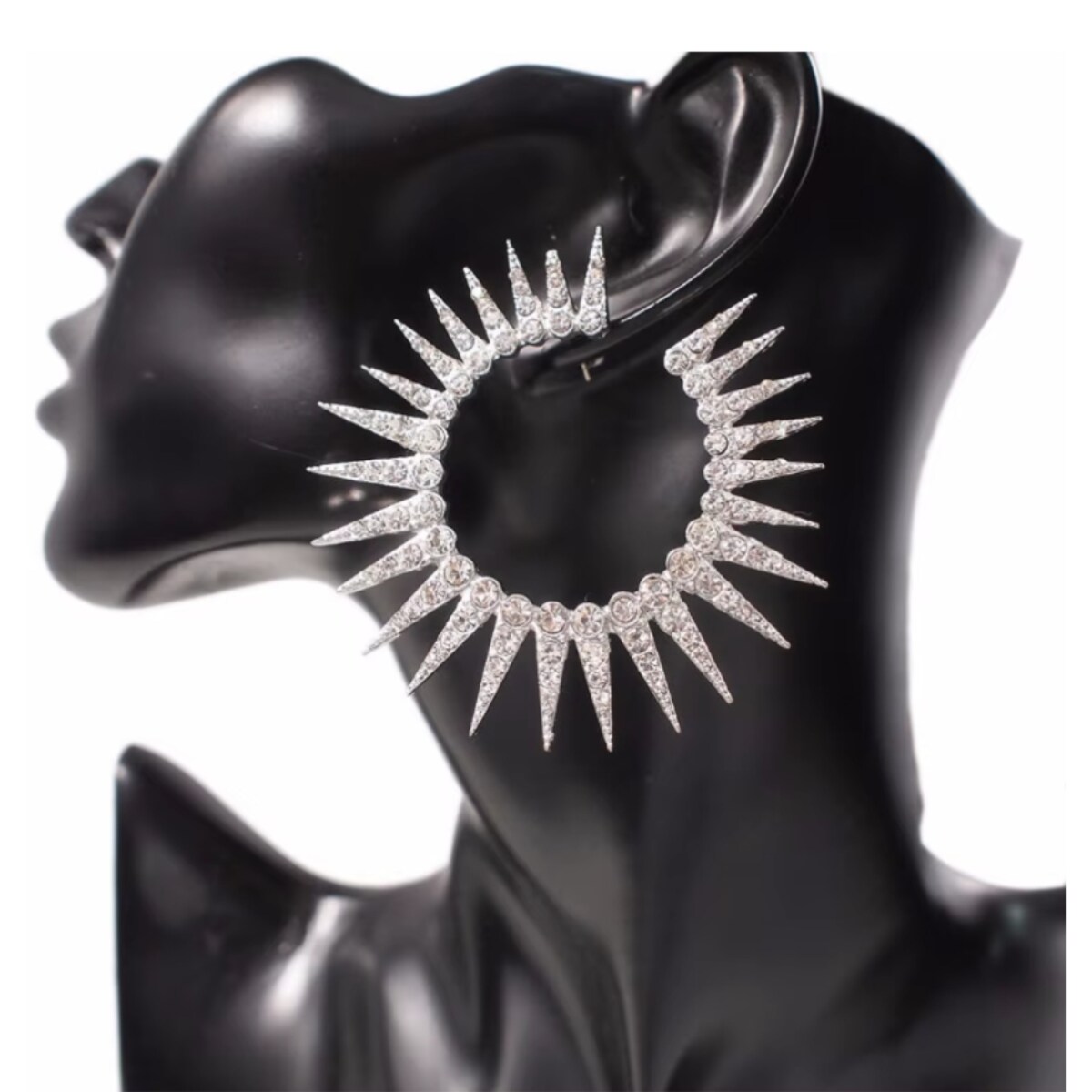 Okrągłe kolczyki z kolcami cyrkoniami efektowne słońca srebrne glamour