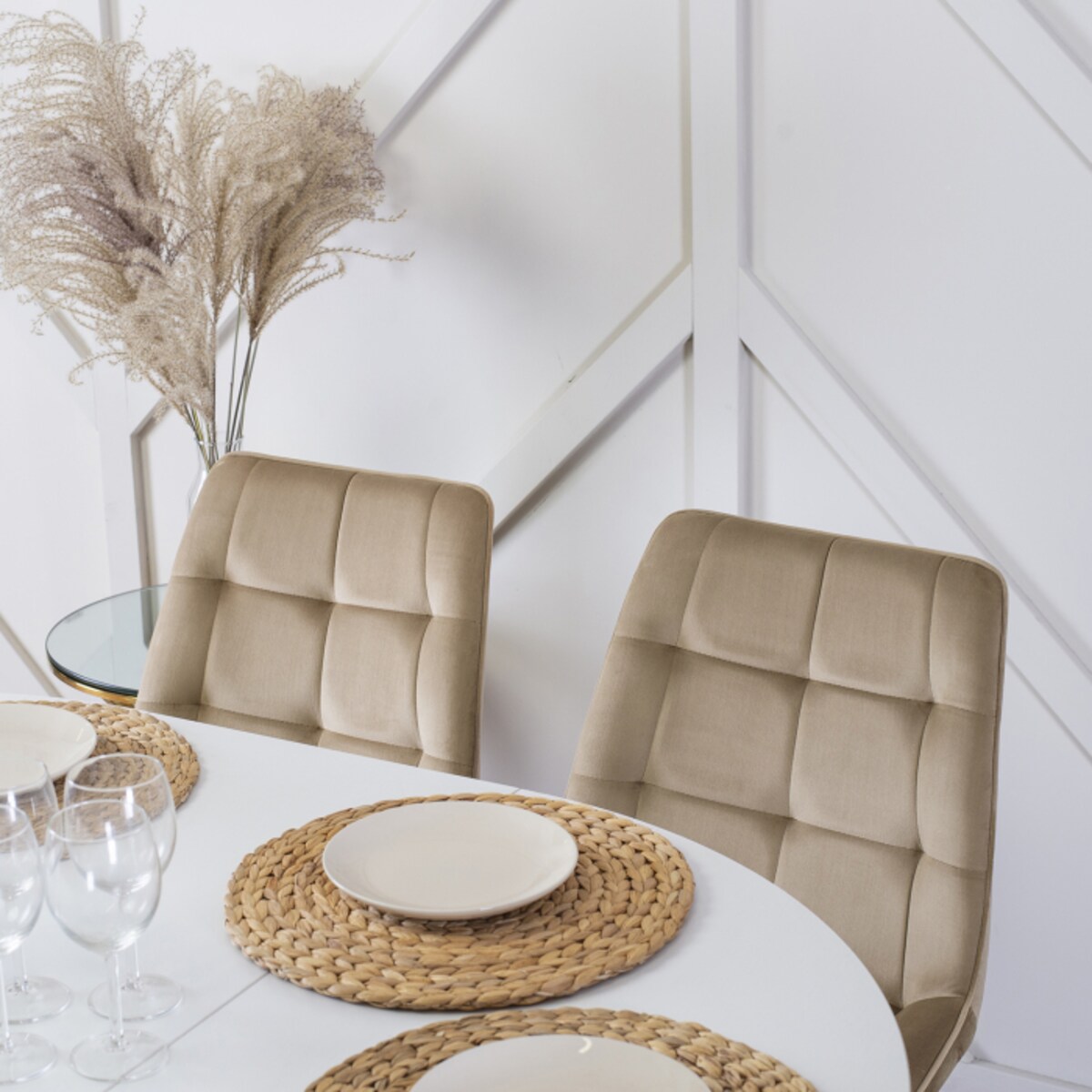 Krzesło Tapicerowane Skandynawskie Welurowe Jadalni Salon Loft Beżowe RODRI