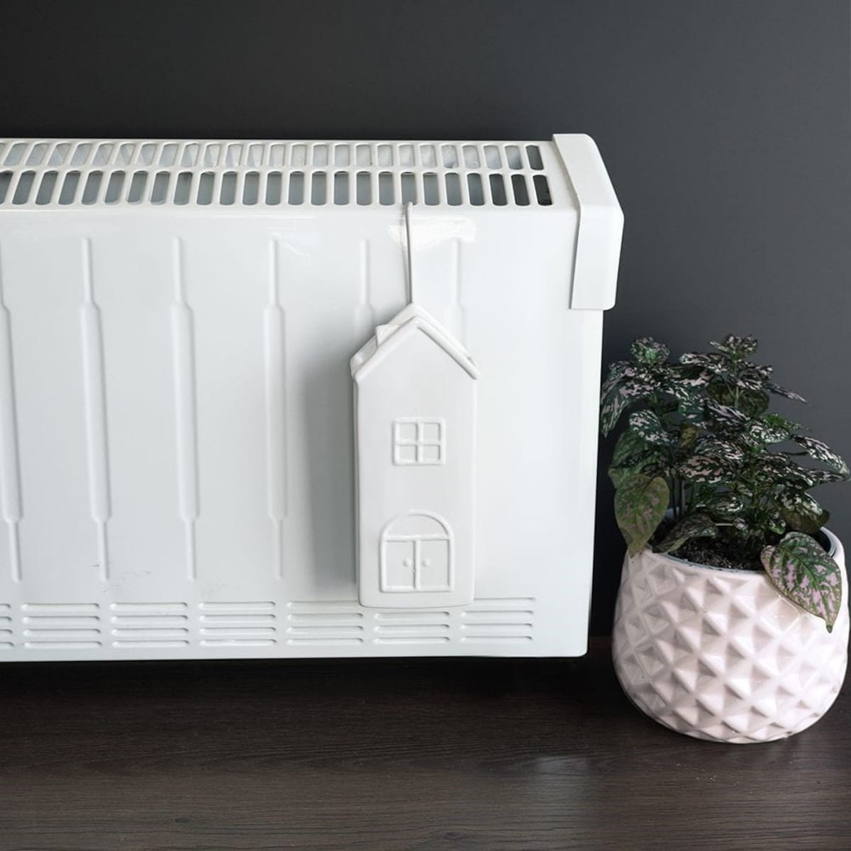 Nawilżacz Powietrza na Kaloryfer Grzejnik Pojemnik Wodę Nakładka Ceramiczna