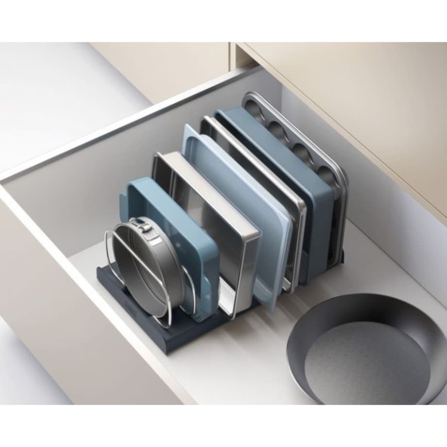 Stojak na formy do pieczenia DrawerStore Joseph Joseph