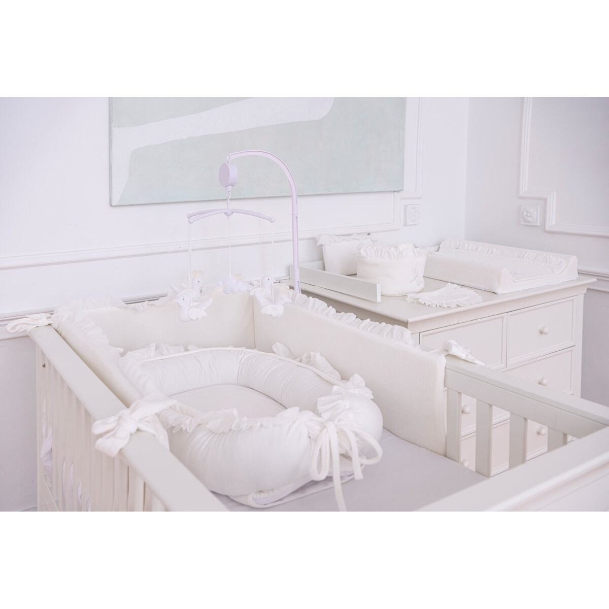 Karuzelka z ptaszkami ecru