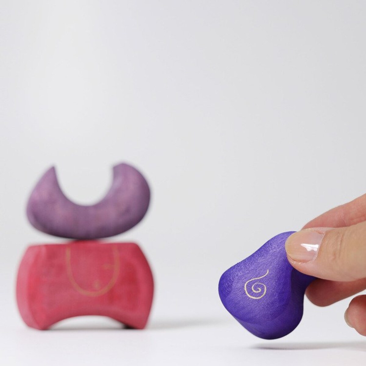 Kształt Piekarnia - drewniane klocki Grimm's fioletowe 1+