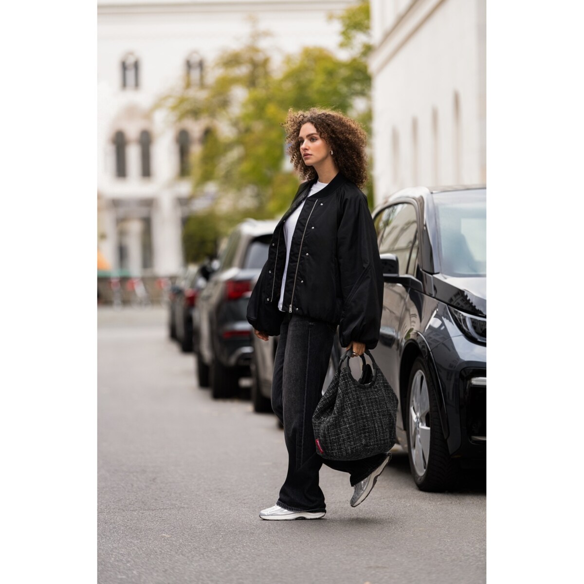 Torba LOOPBAG HOBO, bouclé black