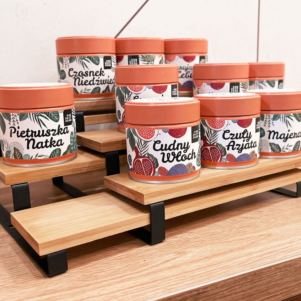 Stojak kuchenny na przyprawy