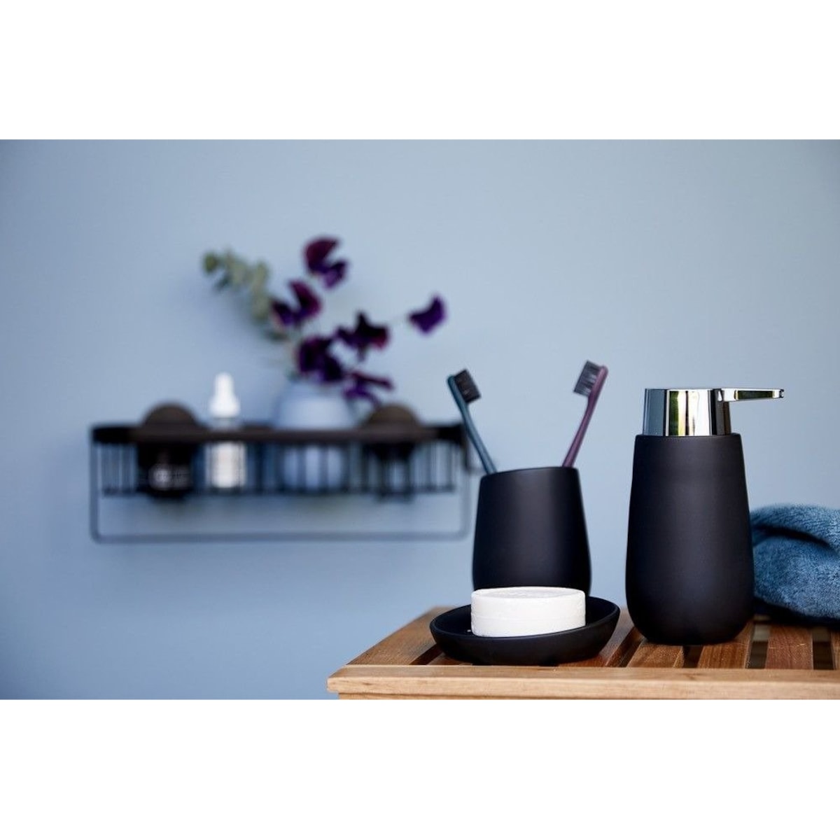 Kubek ceramiczny na szczoteczki BADI, WENKO, kolor czarny