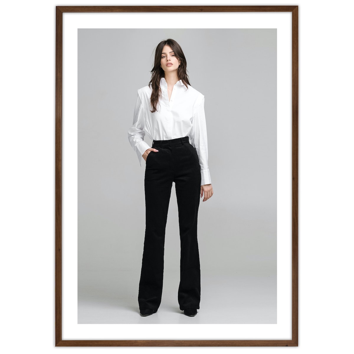 Ramka na zdjęcia 70x100 cm brązowa rama MDF z plexi do powieszenia pion poziom klasyczna ramka