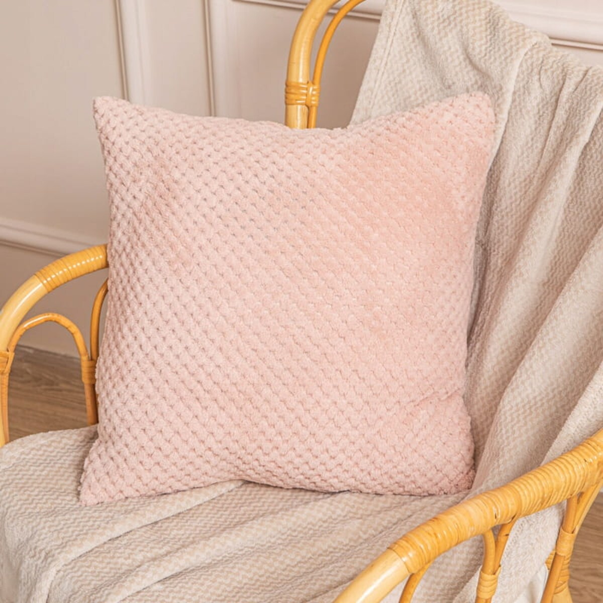 Miękki Koc Narzuta Pled na Łóżko 70 x 150 cm mikrofibra milutki Beż Willy