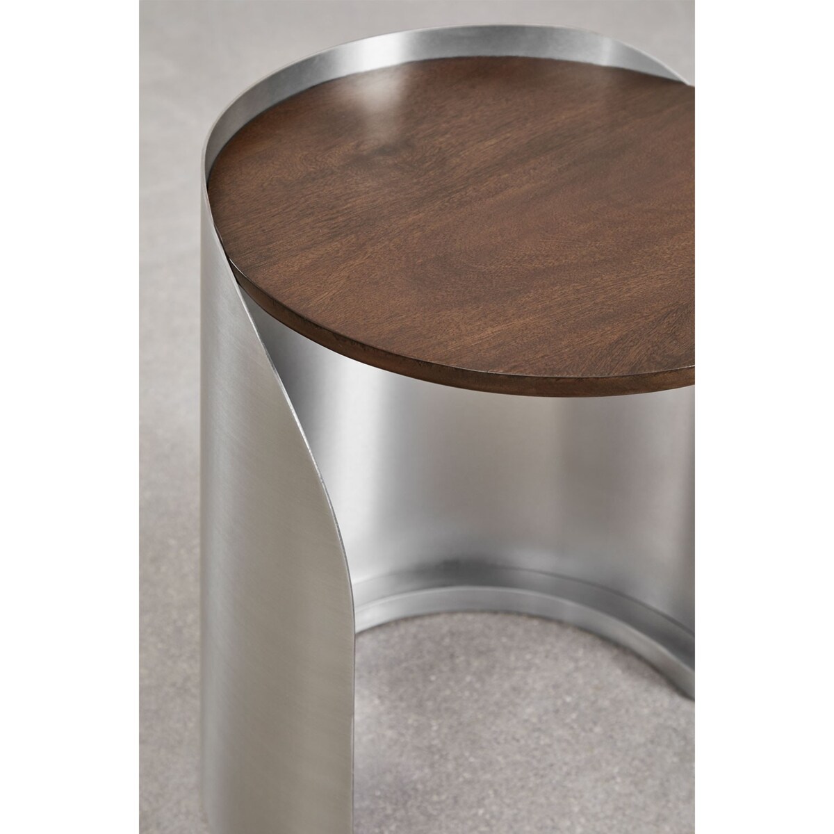 Komplet stolików Xireisa z drewna mango i stali nierdzewnej