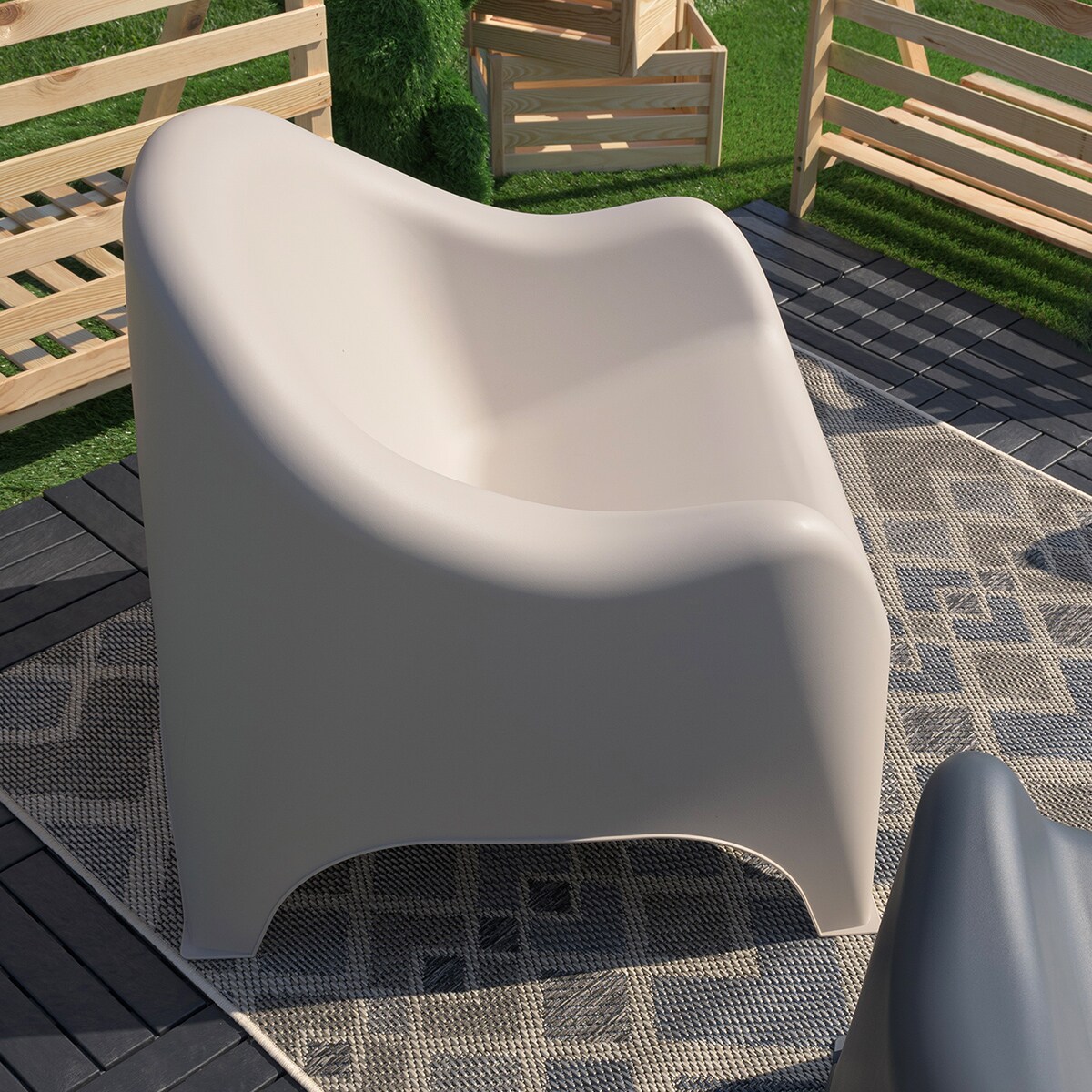 Fotel ogrodowy wypoczynkowy Dumbo na taras, balkon beżowy