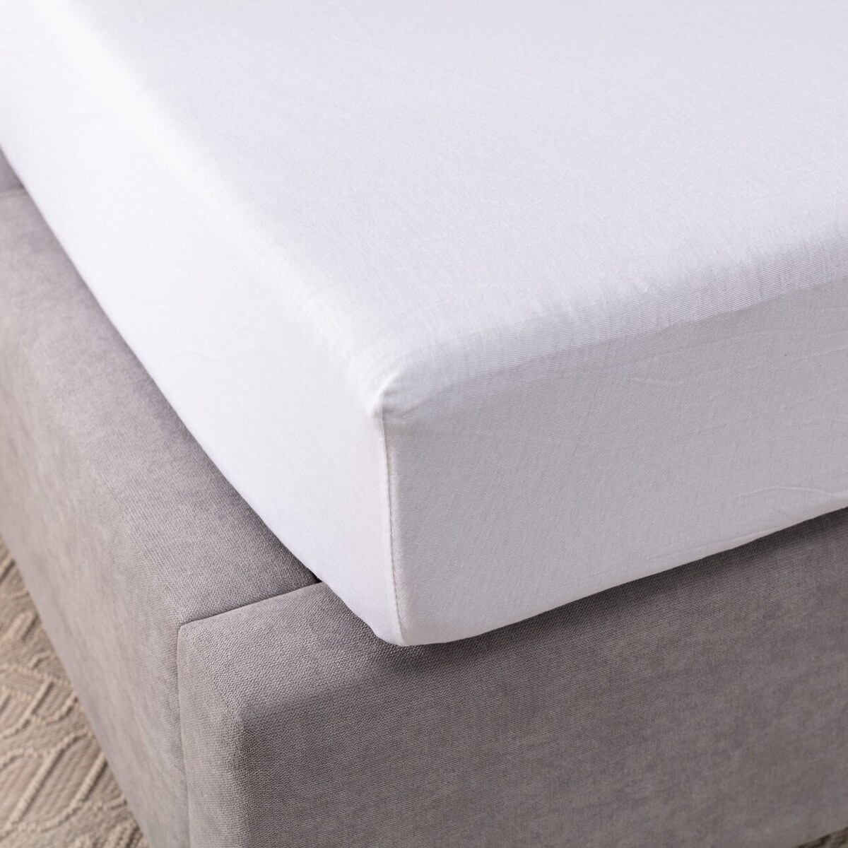 Prześcieradło jersey z gumką Jerry 220x200cm white