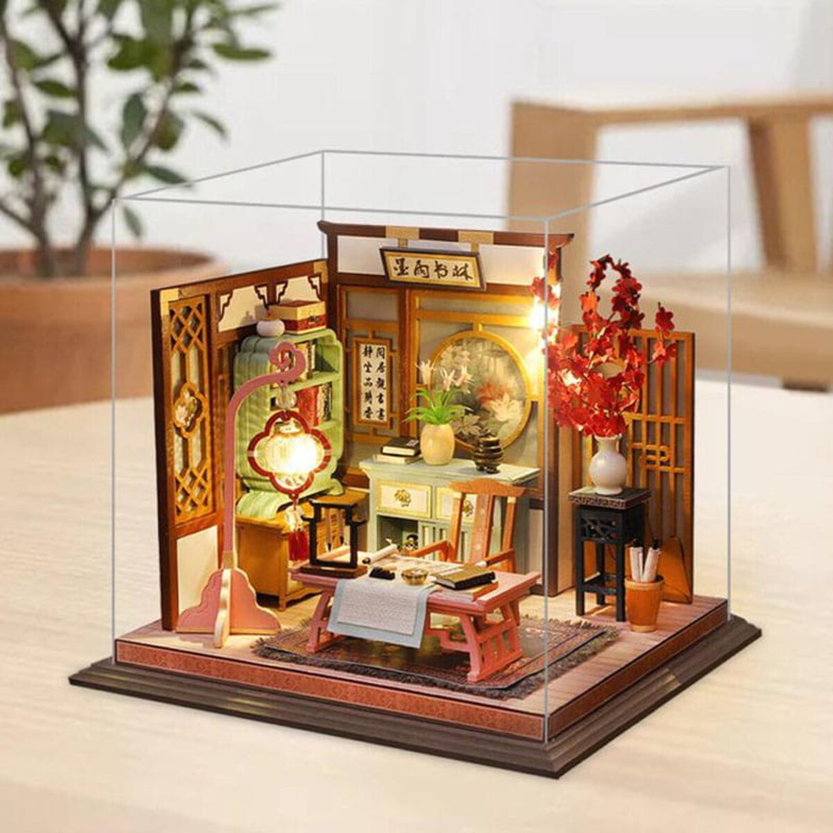 Miniaturowy domek - Mistyczna kaligrafia