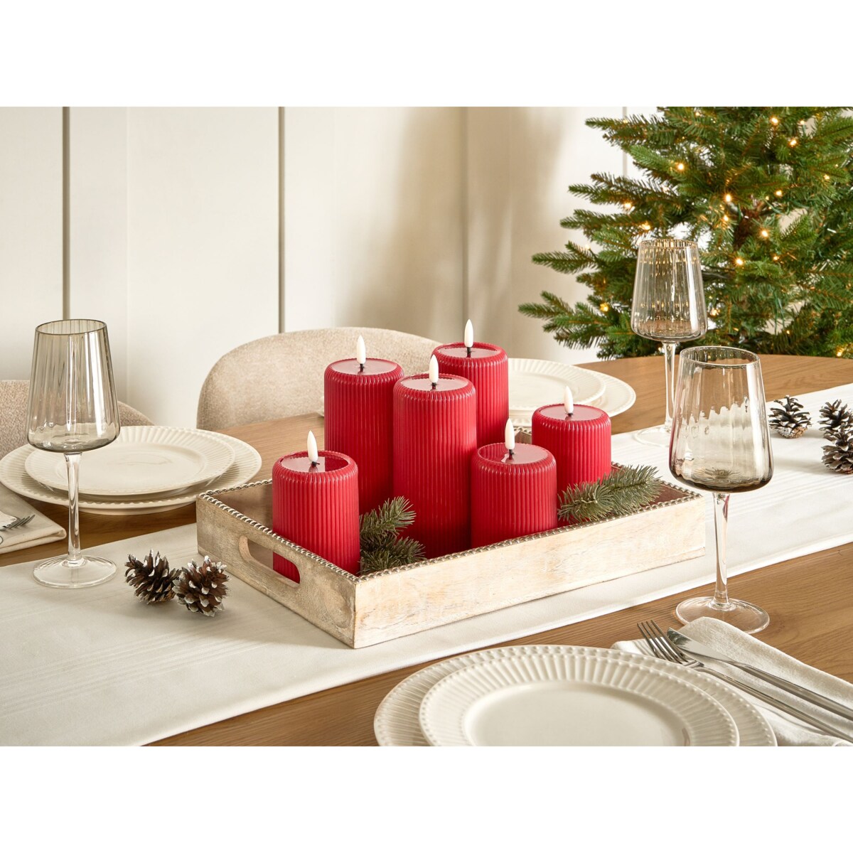 Zestaw 6 świec LED NOISETTE 10/16 cm Czerwony