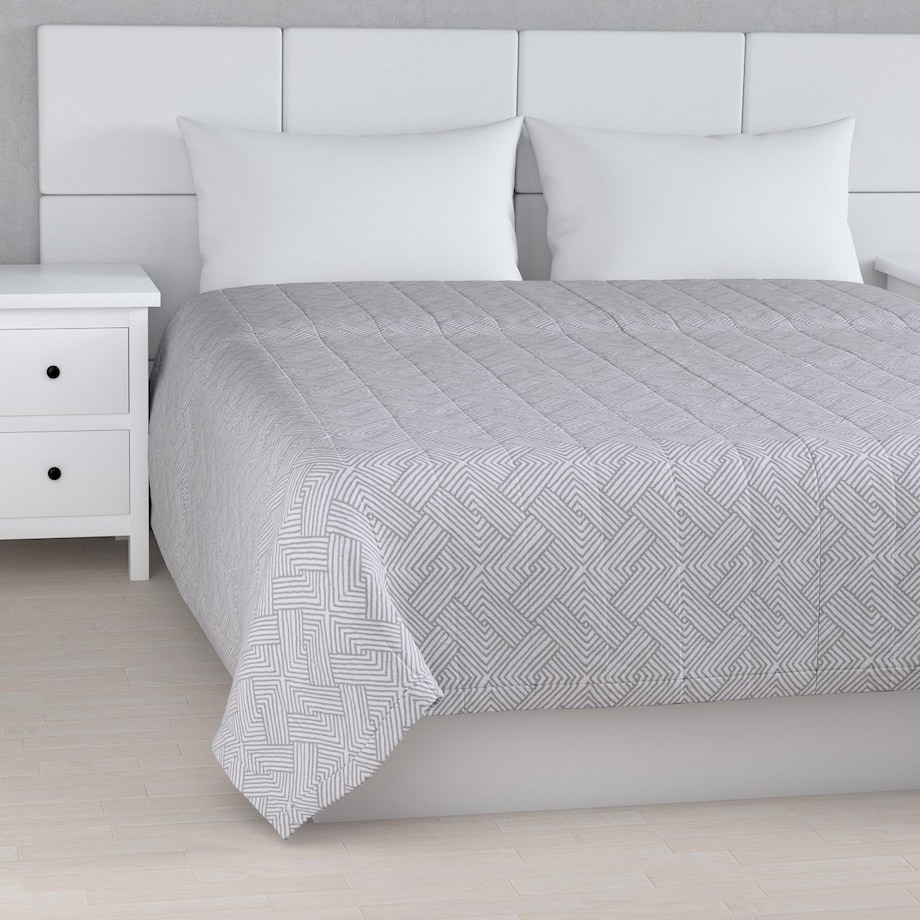 Narzuta pikowana w pasy 260x210 szare wzory geometryczne