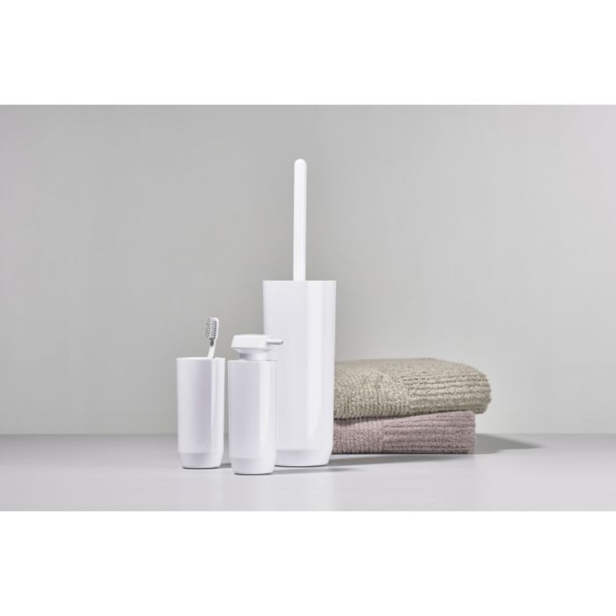 Dozownik do mydła 17,5 cm Suii White 332159