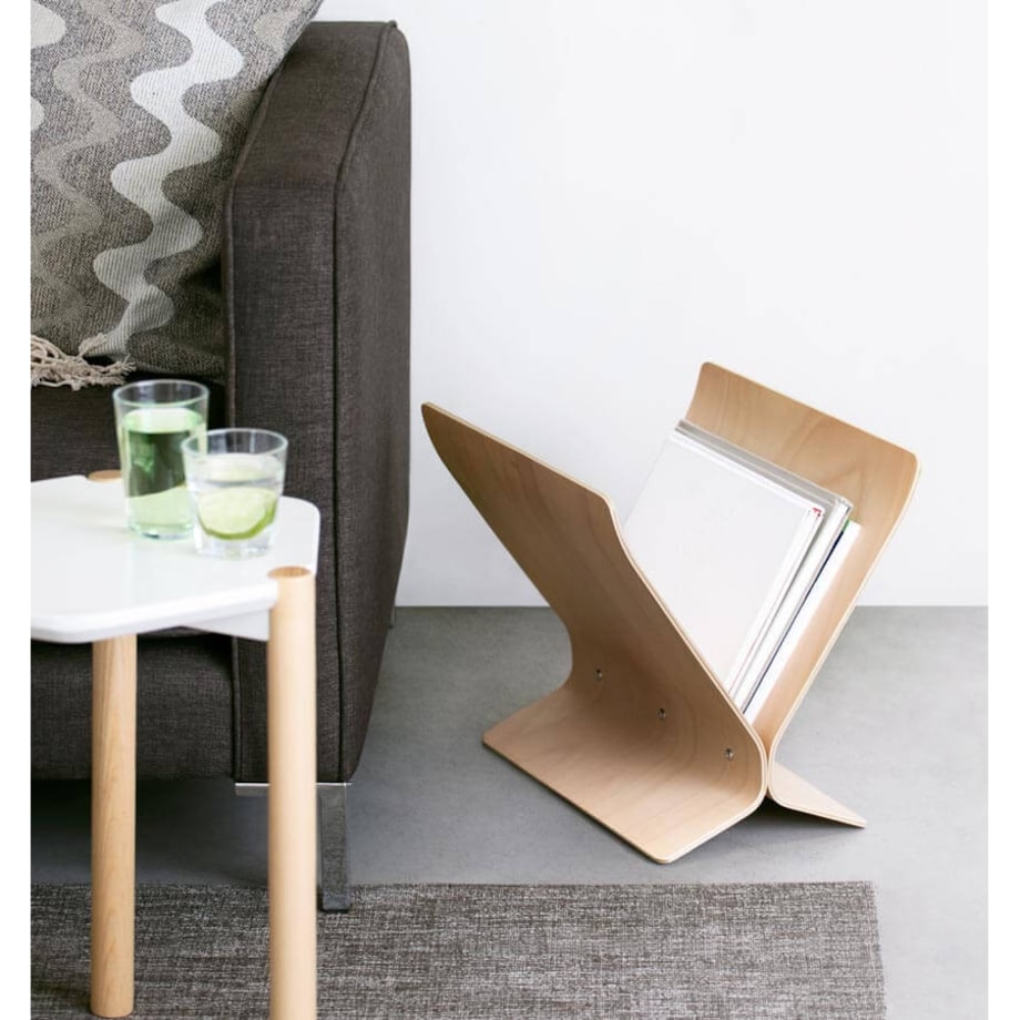 Gazetnik drewniany (naturalny) Arling Umbra