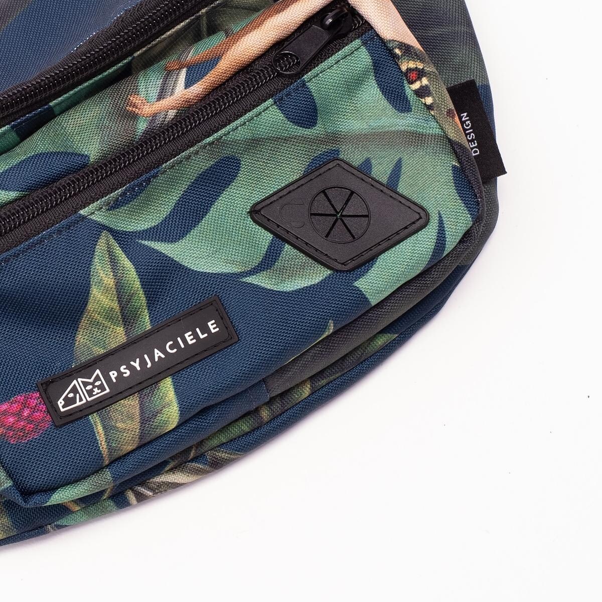 Nerka spacerowa z paskiem z taśmy "Psikolaż"