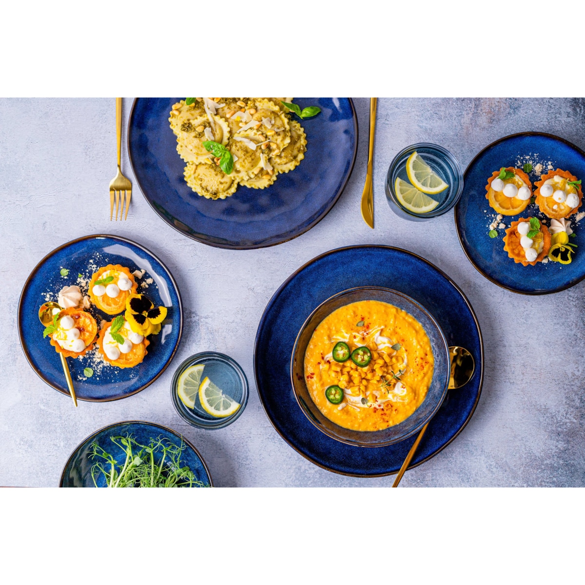 Serwis obiadowy Uminami niebieski na 6 osób 18 szt. Nowoczesny Do zmywarki Komplet talerzy