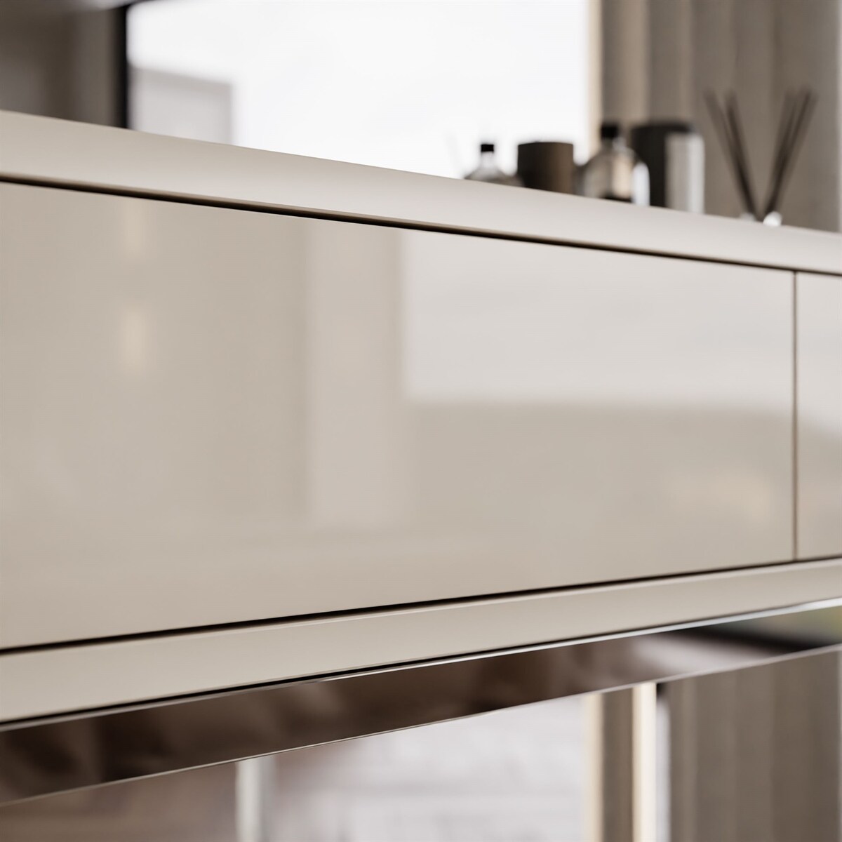 Konsola BLANCO GLAMOUR KASZMIR na chromowanym stelażu, push-to-open