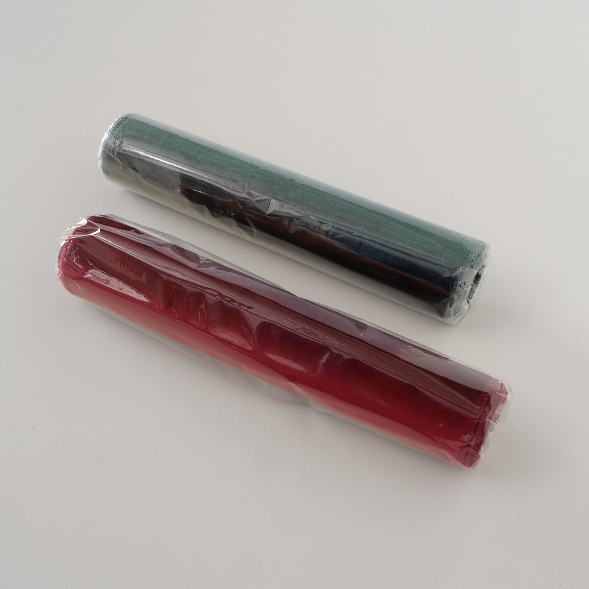 Bieżnik welwetowy na stół 35x200 cm CORSA zielony