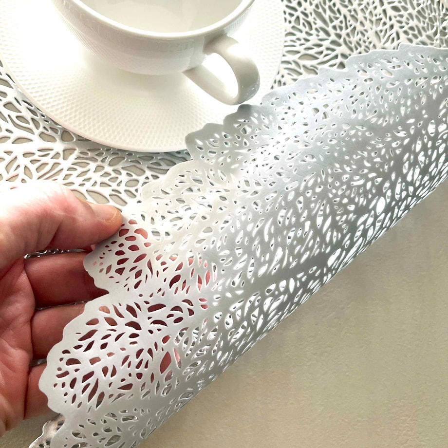 Podkładka Ażurowa Na Stół Mata Stołowa Pod Talerz Ozdoba Liść 35X46 Cm Srebrny